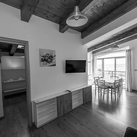 Adriatico & Gran Sasso Apartment *