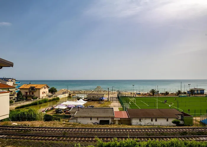 Adriatico & Gran Sasso * Pineto